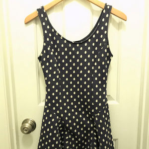 Soprano grey and white polka dot dress